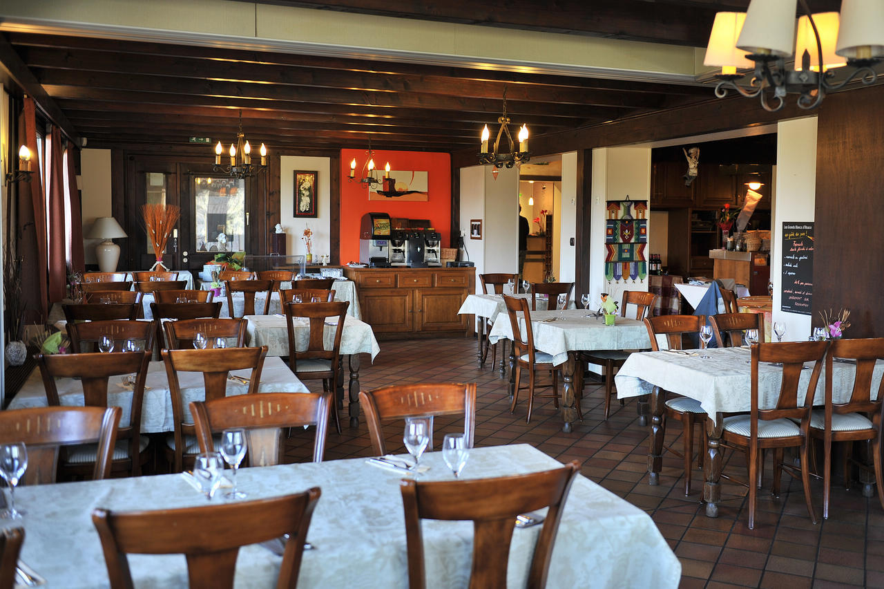 Huttenheim Sud Hotel מראה חיצוני תמונה