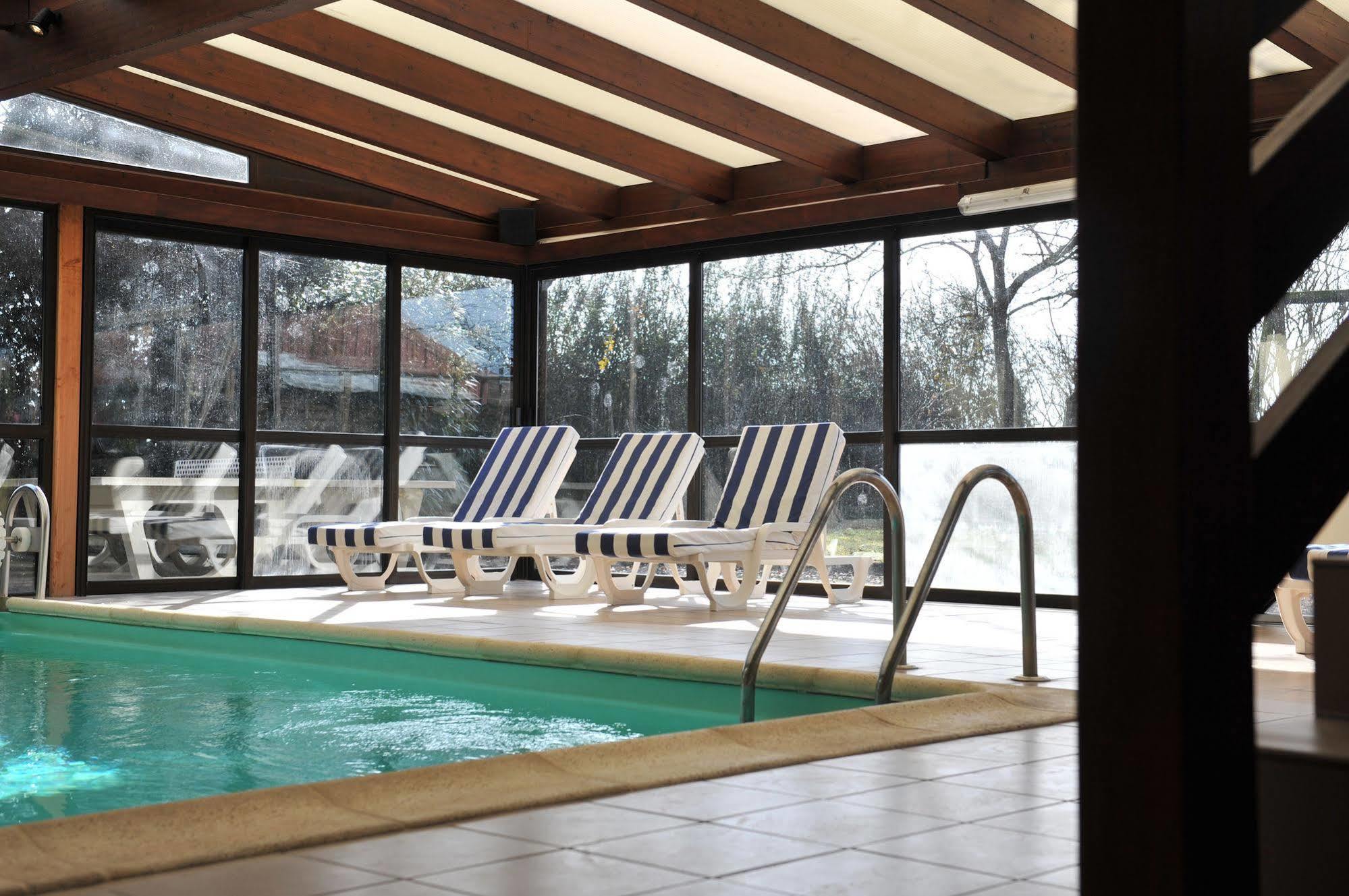 Huttenheim Sud Hotel מראה חיצוני תמונה
