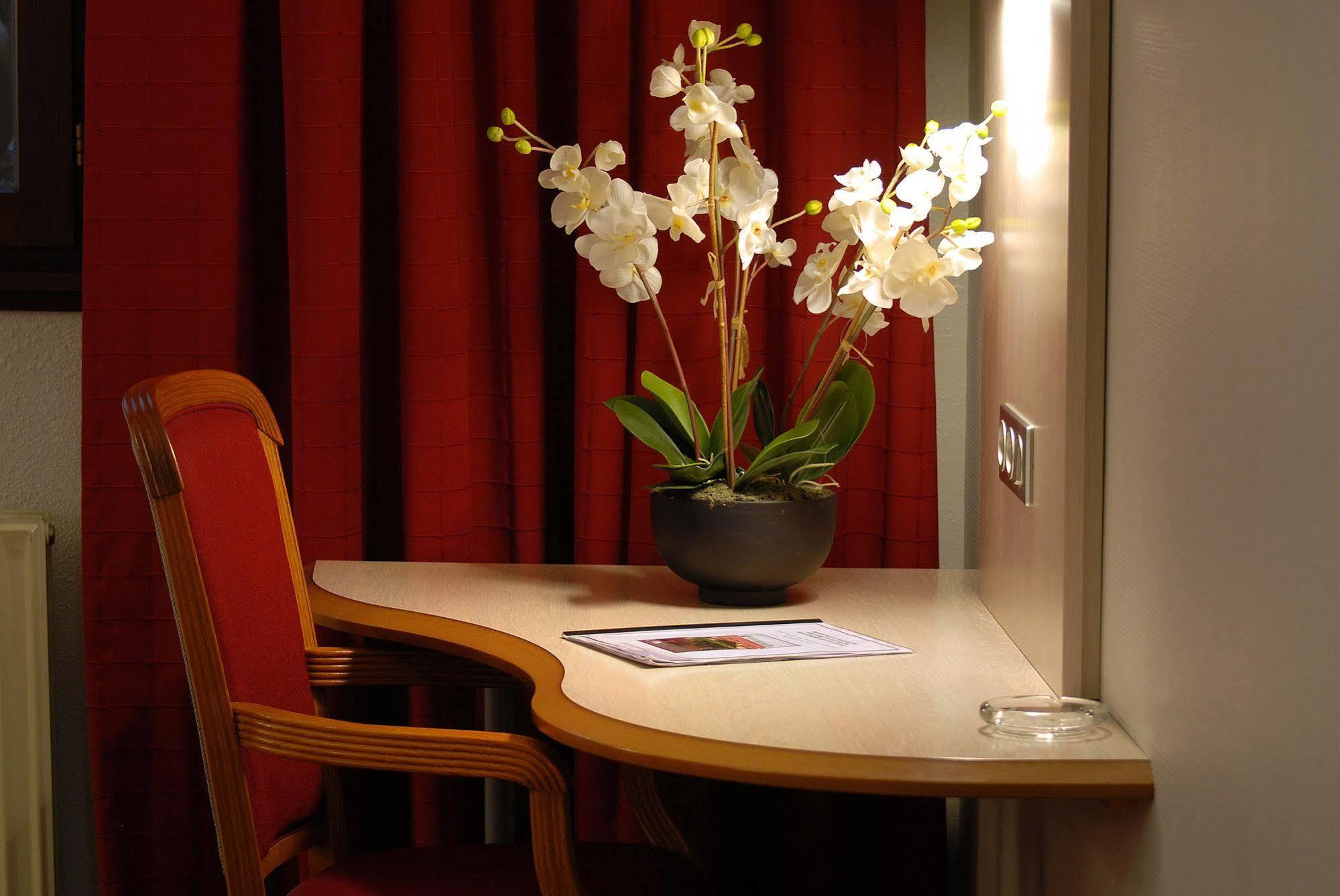 Huttenheim Sud Hotel מראה חיצוני תמונה